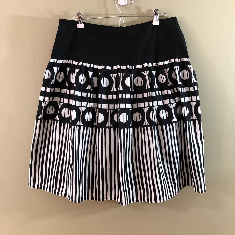 Black and White Cotton Geometric Pattern Skirt-10